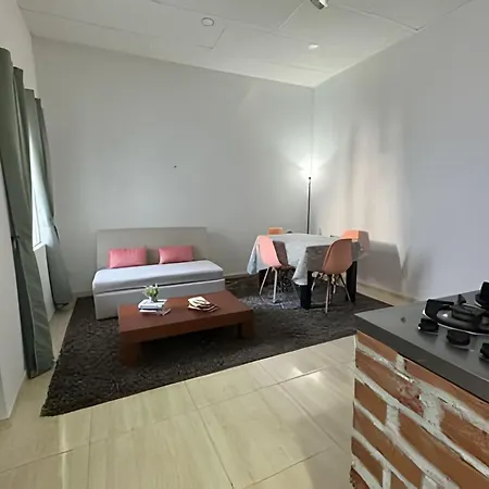 Apartment Centrico Y Confortable Apto Casa Dona Yola 5 *